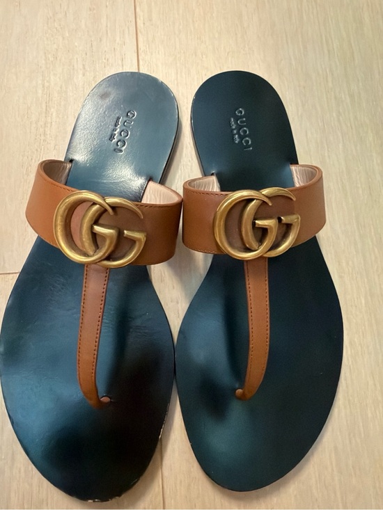 Gucci Shoes - Marmont GG Leather Thong Sandals